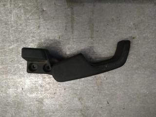 захватный крюк капота Volkswagen Passat B3 1990, 357823533