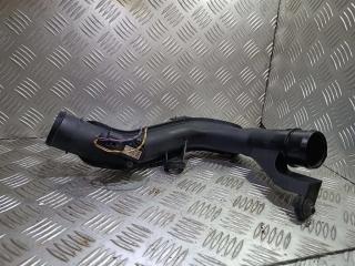 патрубок интеркулера Volkswagen Passat B6 2009, 2.0 л., TDi, дизель, 5N0145770A