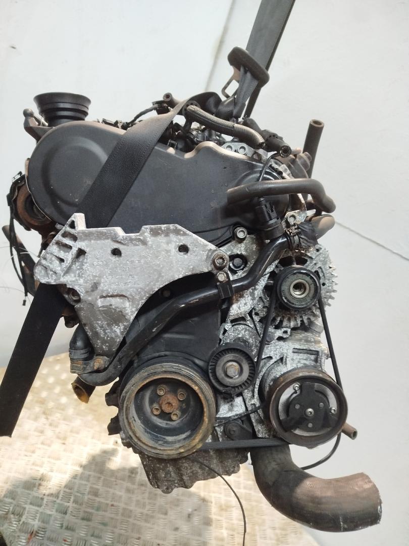 двигатель Volkswagen Scirocco 3 поколение 2010, 2.0 л., TDi, CBBB, дизель, АКПП, полный привод, CBB, CBBB - фото №1