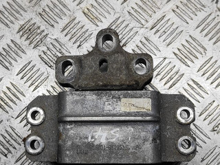 подушка крепления двигателя Volkswagen Passat B6 2009, 2.0 л., TDi, CBAA, дизель, 6МКПП, серебристый, седан, передний привод, правый руль, 3C0199555AA