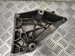 кронштейн двигателя Volkswagen Polo 4 поколение [рестайлинг] 2006, 1.9 л., TDi, дизель, 038199207AJ