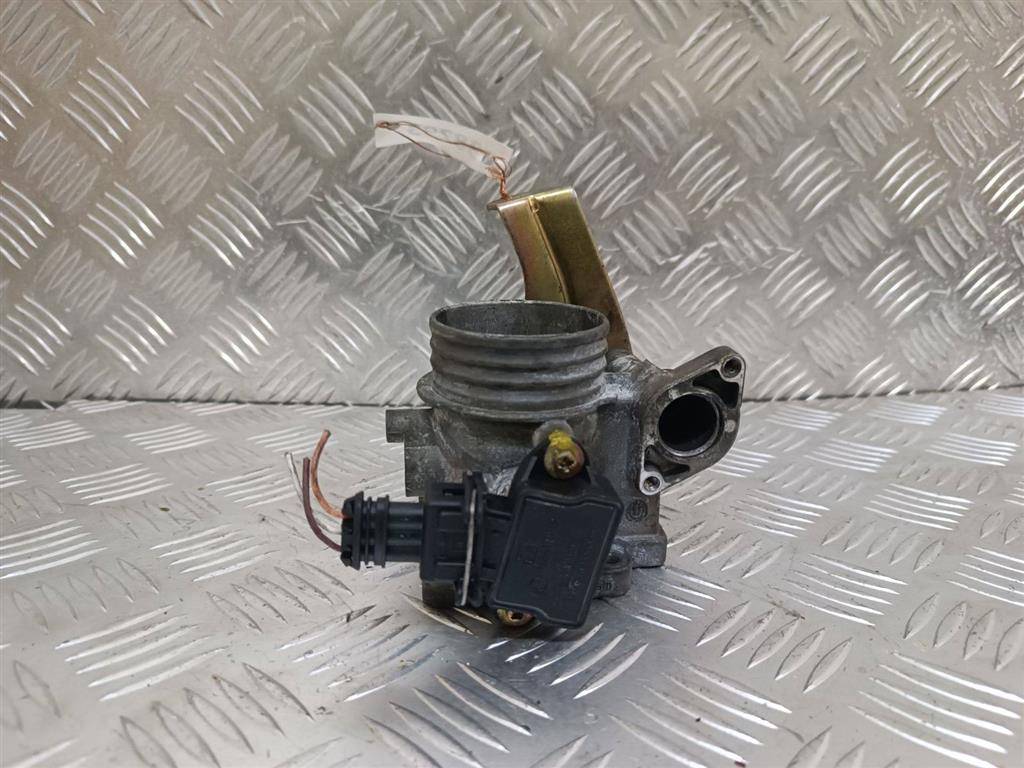заслонка дроссельная Renault Megane 1 поколение 1999, 1.6 л., i, бензин, 7700861679H, 7700872188 - фото №1