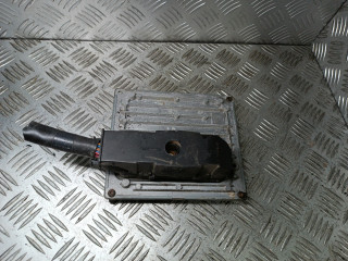 блок управления двигателем Ford Focus 2 поколение 2006, 1.6 л., i, HWDB, бензин, МКПП, 4M5113A650HB, 9AYB