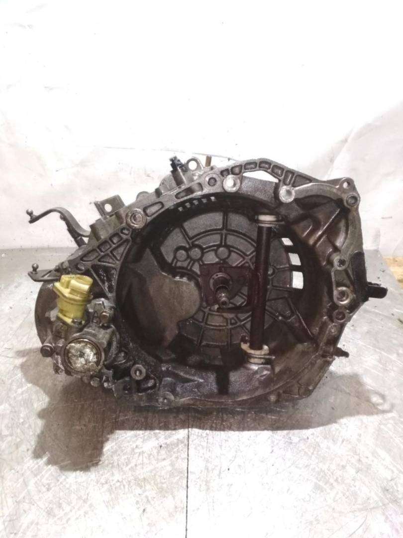 КПП механическая (МКПП) Peugeot 306 1 поколение 1995, 1.9 л., TDi, дизель, 20CH61 - фото №1