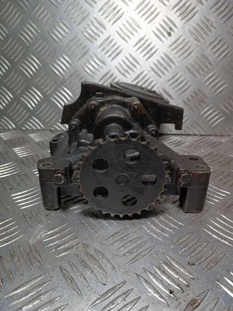 насос масляный Peugeot 806 1 поколение 1997, 2.0 л., Ti, бензин, 9431291021, 9431217021 - фото №1