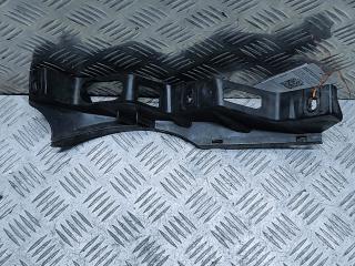 Крепление бампера переднего Volkswagen Passat B6 2007, 2.0 л., TDi, дизель, 6МКПП, серебристый, универсал, передний привод, правый руль, 3C0807889