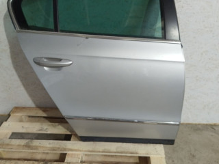 дверь задняя правая Volkswagen Passat B6 2006, серебристый, седан