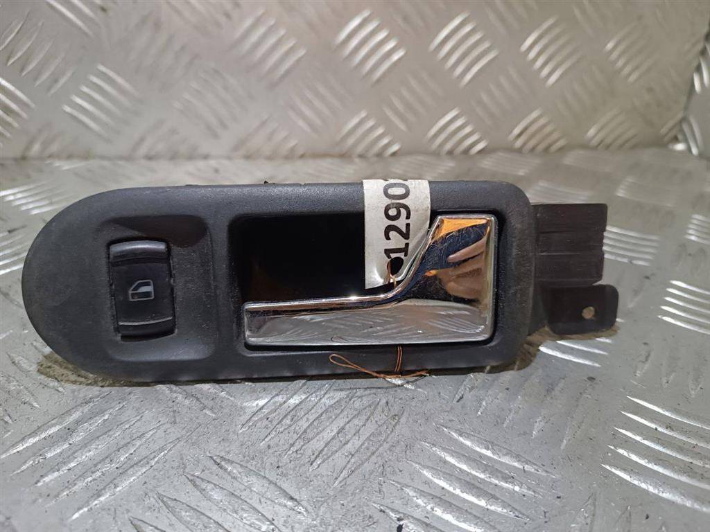 ручка внутренняя передняя правая Volkswagen Golf 4 поколение 1999, 3B1837114 - фото №1