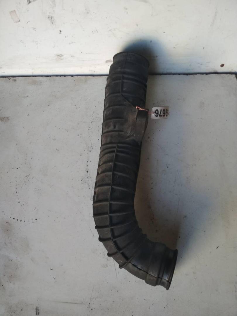 патрубок воздушного фильтра Mercedes-Benz Vito W638 2000, 2.2 л., CDi, дизель, минивэн, A6380941382 - фото №1