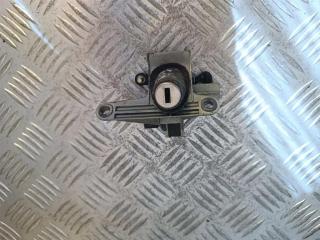 замок багажника Audi A4 B5 [рестайлинг] 2000, универсал, 8D9827573A