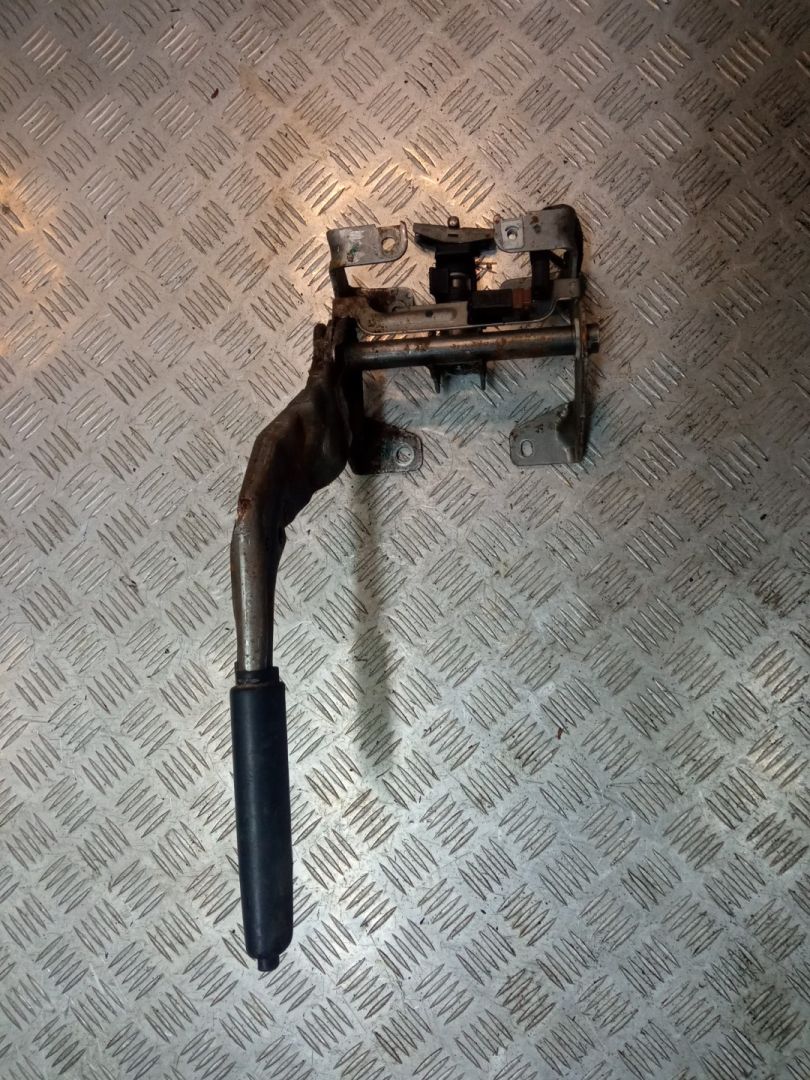 рычаг ручного тормоза (ручника) Citroen Berlingo 2 поколение (B9) 2012, 1.6 л., HDi, 9HN (DV6ETED), дизель, МКПП, белый, фургон, передний привод, правый руль, 9680786877 - фото №1