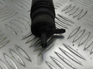 насос (моторчик) омывателя стекла Volkswagen Passat B6 2009, седан, 1K5955651