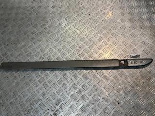 молдинг двери передней правой Renault Laguna 1 поколение [рестайлинг] 2001, 8200036021