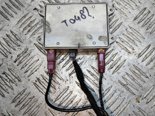 усилитель антенны Audi Q7 4L 2006, 3.0 л., TDi, BUG, дизель, АКПП, бежево-серый, внедорожник 5 дв., полный привод, правый руль, 8E0035456