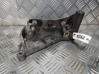 кронштейн генератора Volkswagen Touareg 1 поколение 2005, 2.5 л., TDi, дизель, 070903143C