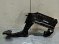 педаль сцепления Volkswagen Golf 4 поколение 1997, 1.6 л., i, бензин, МКПП, 1J1721321C, 1J1721373B - фото №2
