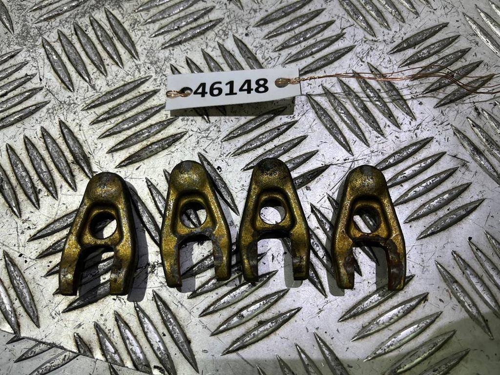 крепление форсунки Renault Laguna 2 поколение 2004, 1.9 л., DCi, дизель, МКПП - фото №1