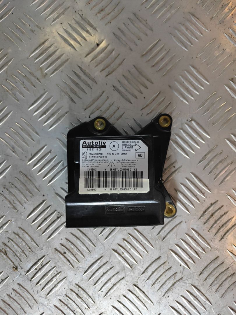 блок AirBag Citroen Berlingo 2 поколение (B9) 2012, 1.6 л., HDi, 9HN (DV6ETED), дизель, МКПП, белый, фургон, передний привод, правый руль, 0280755168 - фото №1