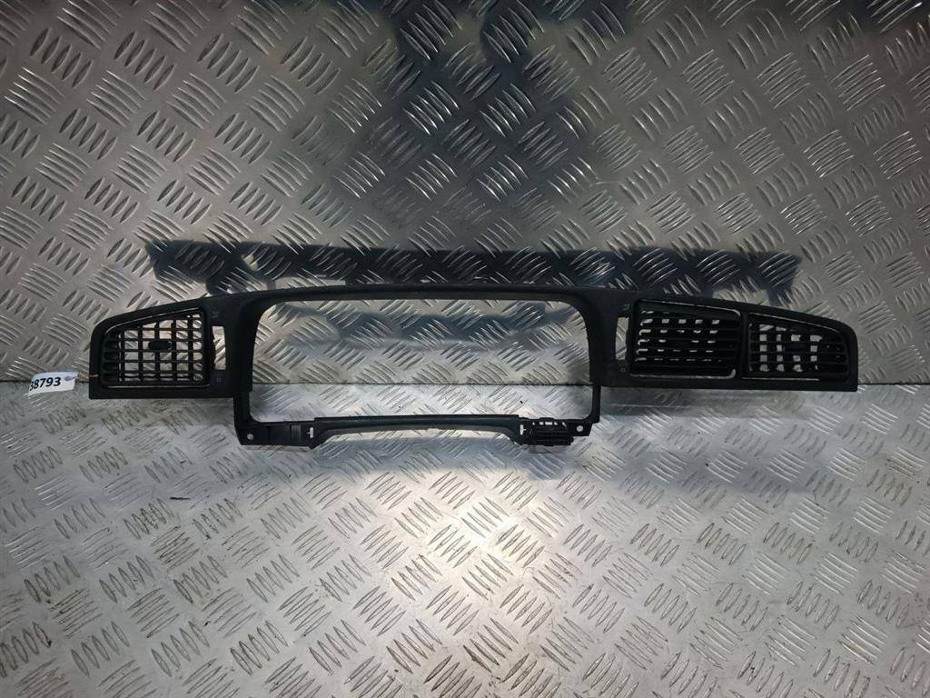 накладка на торпедо (консоль) Volkswagen Passat B4 1995, 3A1857053 - фото №1