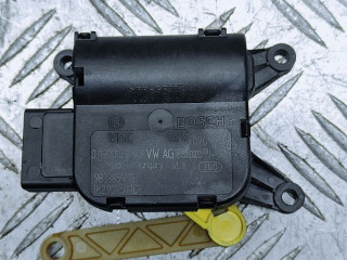 моторчик заслонки печки Volkswagen Passat B6 2007, 2.0 л., TDi, BMR, дизель, 6МКПП, чёрный, седан, передний привод, правый руль, 1K2907511C
