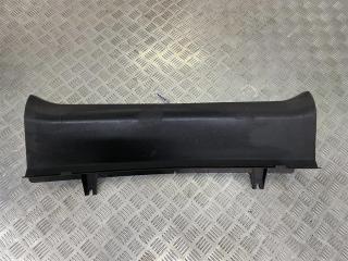 накладка внутренняя на заднюю панель кузова Audi A6 4F/C6 2006, седан, 4F5863471A