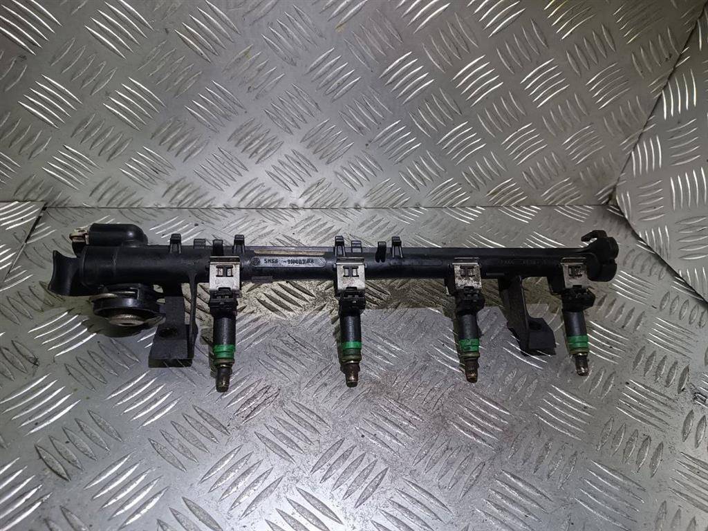 форсунка Ford Focus 2 поколение 2006, 1.6 л., i, бензин, 9F593, 98MFBC, 5M5G9H487BA - фото №1