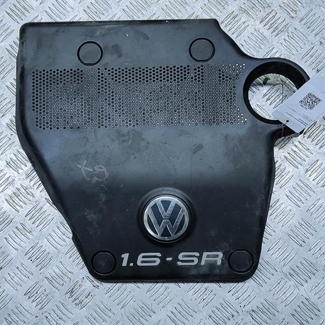 декоративная крышка двигателя Volkswagen Golf 4 поколение 1999, 1.6 л., i, AKL, бензин, 06A103925AC, 06A103925AB, 06A103925AA - фото №1