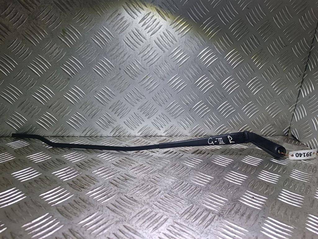 щеткодержатель (поводок стеклоочистителя, дворник) Volkswagen Golf 3 поколение 1995, 1H1955410B - фото №1