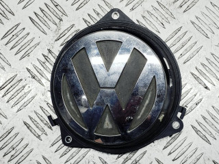 кнопка открытия багажника Volkswagen Passat B6 2009, 2.0 л., TDi, CBAA, дизель, 6МКПП, серебристый, седан, передний привод, правый руль, 3C5827469E