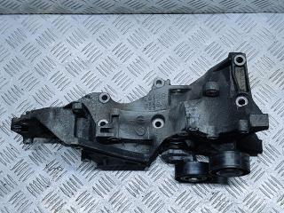 кронштейн генератора Audi A6 4F/C6 2007, 2.0 л., CAHA, дизель, АКПП, 03L903143H