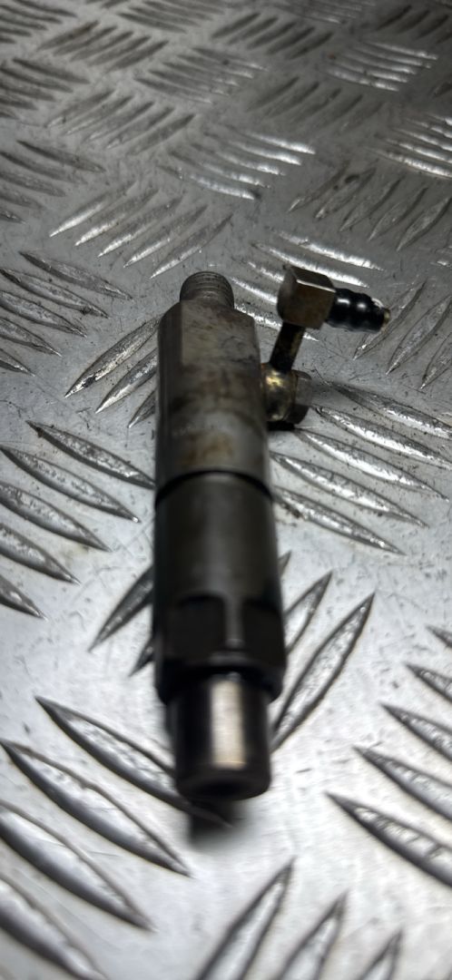 форсунка Fiat Ducato 2 поколение 2001, 2.5 л., D, дизель, МКПП, KBE58S8 - фото №1