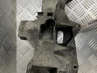 кронштейн генератора Volkswagen Passat B5 1999, 1.9 л., TDi, дизель, 038903143M