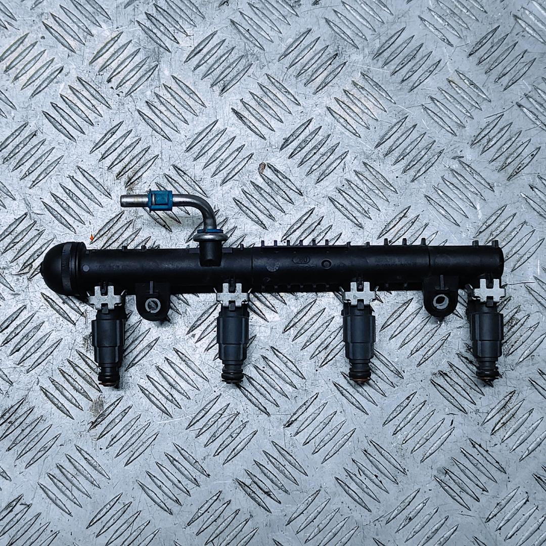 топливная рампа Opel Corsa D 2007, 1.2 л., Z 12 XEP, бензин, МКПП, передний привод, 0280155965, 0280151076, 1928404261 - фото №1