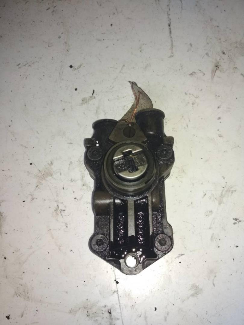 насос топливный Mercedes-Benz Vito W638 2000, 2.2 л., CDi, дизель, A6110900250 - фото №1