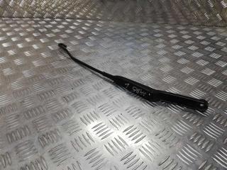 щеткодержатель (поводок стеклоочистителя, дворник) Audi A4 B5 1995, 8D1955407B