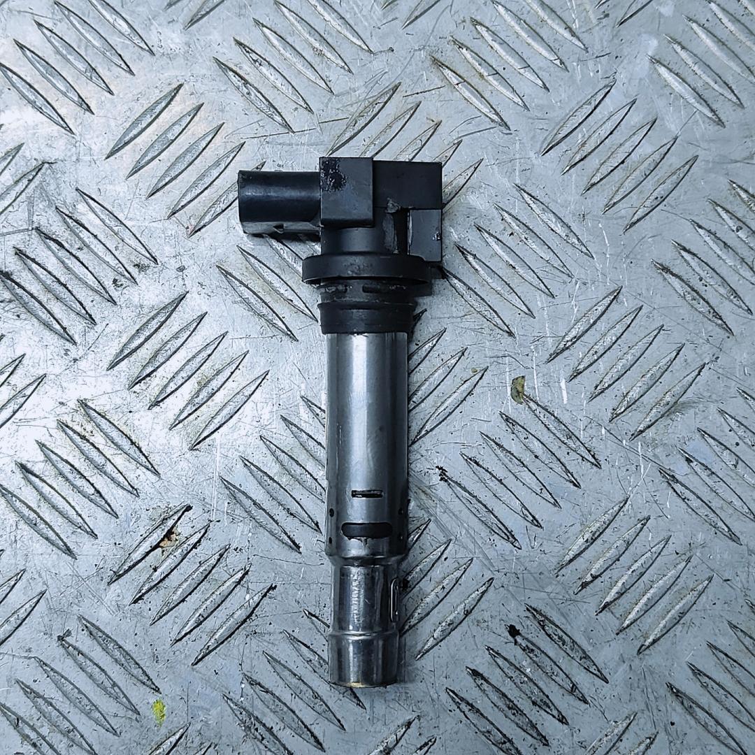 катушка зажигания Volkswagen Polo 4 поколение 2002, 1.4 л., BBY, бензин, 5МКПП, передний привод, 0986221023 - фото №1