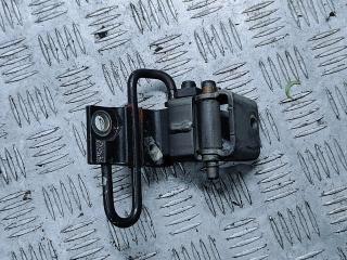 петля двери Volkswagen Touareg 1 поколение [рестайлинг] 2007, 2.5 л., TDi, BPE, дизель, АКПП, чёрный, внедорожник 5 дв., полный привод, правый руль, 7L0833412A