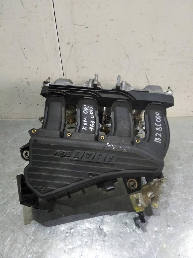 коллектор впускной Fiat Brava 1 поколение 2001, 1.6 л., i, бензин, 46535698 - фото №1