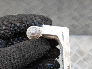 петля двери Skoda Octavia RS 2 поколение [рестайлинг] 2011, 2.0 л., TDi, CEGA, дизель, робот, белый, универсал, передний привод, правый руль, 6Y0831412D