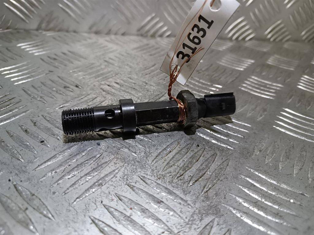 датчик давления масла Volkswagen Touareg 1 поколение 2004, 5.0 л., TDi, дизель, 07Z145794 - фото №1