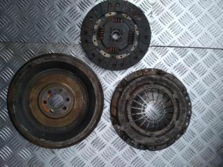 комплект сцепления Volkswagen Golf 4 поколение 2000, 2.0 л., i, бензин, 06810571F