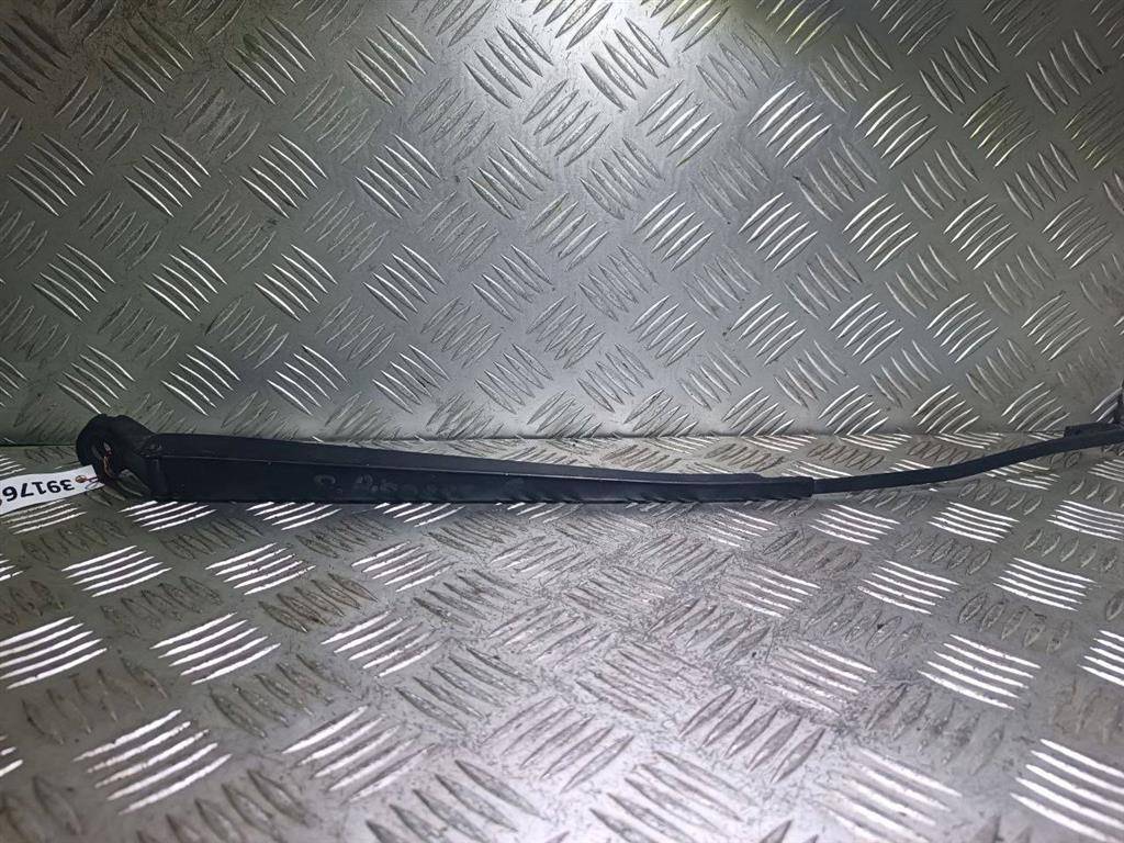 щеткодержатель (поводок стеклоочистителя, дворник) Citroen Xsara Picasso 1 поколение 2001, 4408 - фото №1