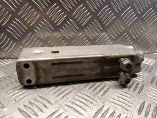 Крепление бампера переднего Audi A6 Allroad Quattro C5 2006, 3.2 л., FSI, бензин, АКПП, 4F0807134