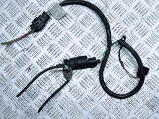 насос (моторчик) омывателя стекла Volkswagen Touareg 1 поколение [рестайлинг] 2007, 2.5 л., TDi, BPE, дизель, АКПП, чёрный, внедорожник 5 дв., полный привод, правый руль, 1K6955651, 3122789