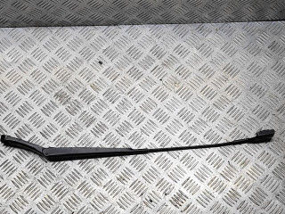 щеткодержатель (поводок стеклоочистителя, дворник) Volkswagen Passat B6 2009, 2.0 л., TDi, CBAA, дизель, 6МКПП, серебристый, седан, передний привод, правый руль, 3C2955409B