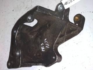 кронштейн гидроусилителя Volkswagen Passat B3 1991, 1.8 л., i, бензин, 028145523C