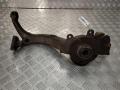 кулак поворотный левый Audi A4 B5 1998, 1.8 л., i, бензин, МКПП, 8D0407257M - фото №3