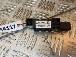 датчик удара Volkswagen Touareg 1 поколение [рестайлинг] 2008, 3.0 л., TDi, BKS, дизель, АКПП, чёрный, внедорожник 5 дв., полный привод, правый руль, 4B0959643E