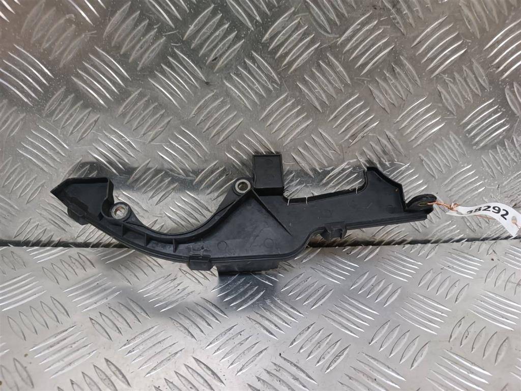 защита (кожух) ремня ГРМ Volkswagen Golf 4 поколение 2003, 1.4 л., i, бензин, 036109170M - фото №1