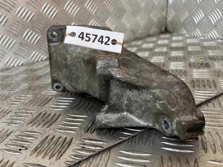 кронштейн двигателя Mercedes-Benz C-Класс W203/S203/CL203 [рестайлинг] 2006, 2.2 л., CDi, OM 646.963, дизель, АКПП, задний привод, A6112230704